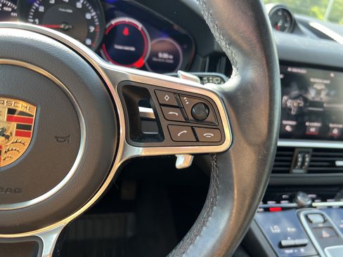 Used 2021 Porsche Cayenne AWD/4WD image 20