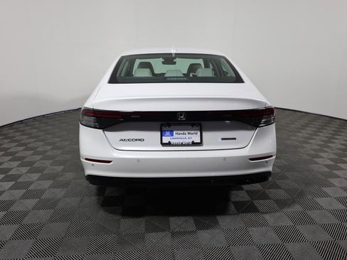 Used 2024 Honda Accord EX-L image 6
