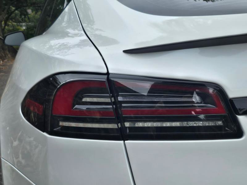Used 2022 Tesla Model S AWD/4WD image 28