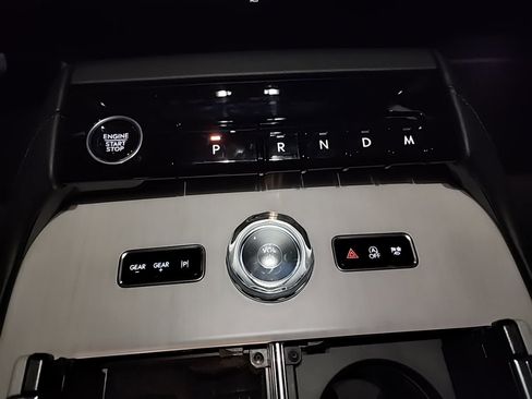 Used 2025 Lincoln Navigator L Reserve w/ Jet Appearance Package image 13