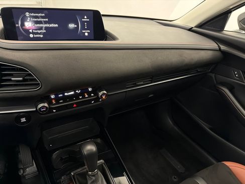 Used 2025 MAZDA CX-30 Carbon image 25
