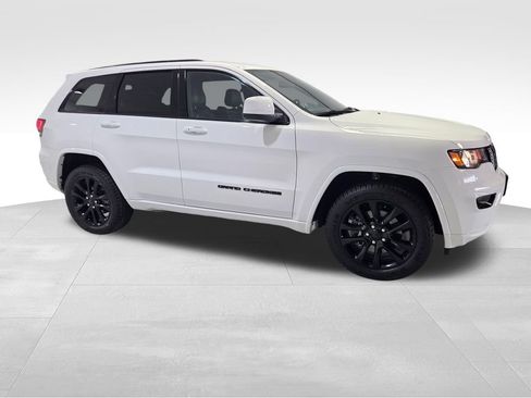 Certified 2021 Jeep Grand Cherokee Laredo X AWD/4WD image 27