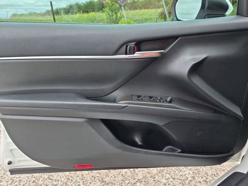 Used 2023 Toyota Camry SE FWD image 20