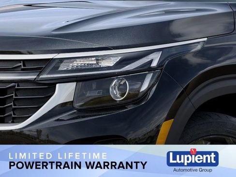 New 2026 Kia Seltos EX image 13