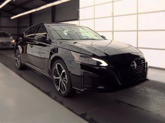 Used 2025 Nissan Altima 2.5 SR FWD video 1