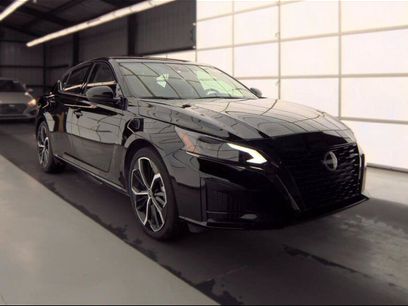 Used 2025 Nissan Altima 2.5 SR