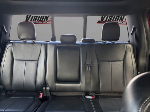 Used 2018 Ford F150 Lariat w/ Equipment Group 502A Luxury image 9