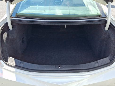 Used 2013 Cadillac XTS Platinum AWD/4WD image 30