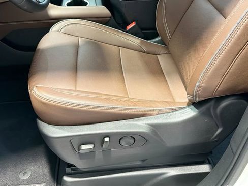 Used 2024 Chevrolet Tahoe High Country image 20