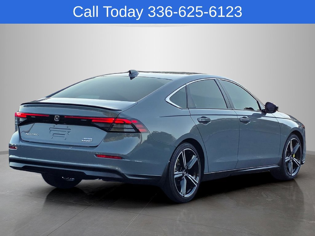 Used 2023 Honda Accord Sport image 5