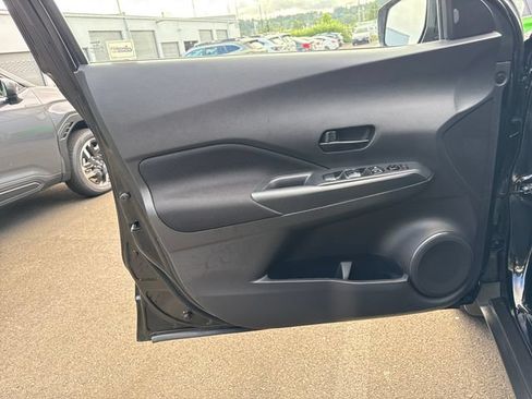 Used 2024 Nissan Kicks S FWD image 15