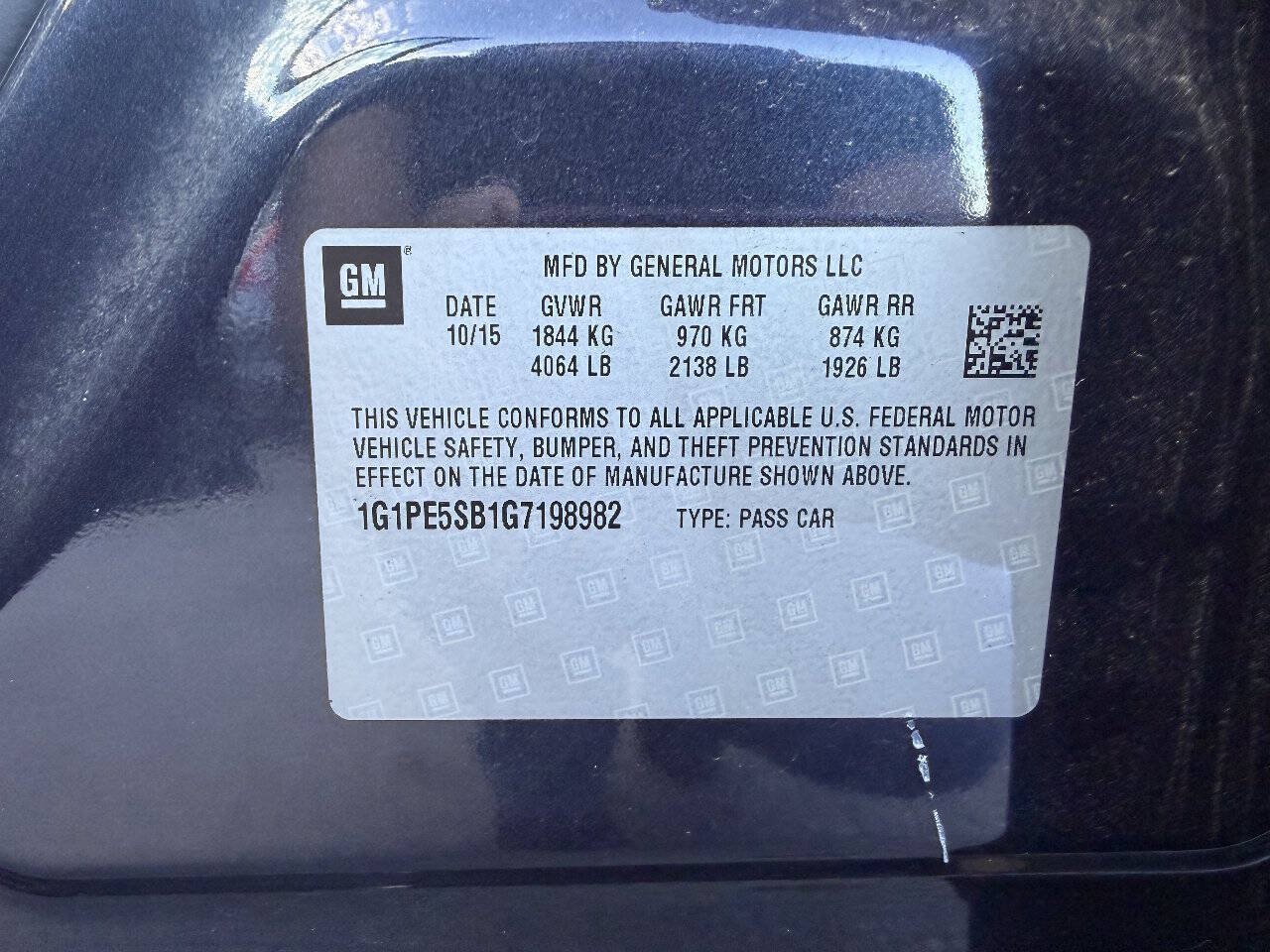 Used 2016 Chevrolet Cruze LT w/ Technology Package FWD image 11