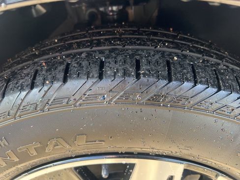 Certified 2023 Kia Sorento S image 37