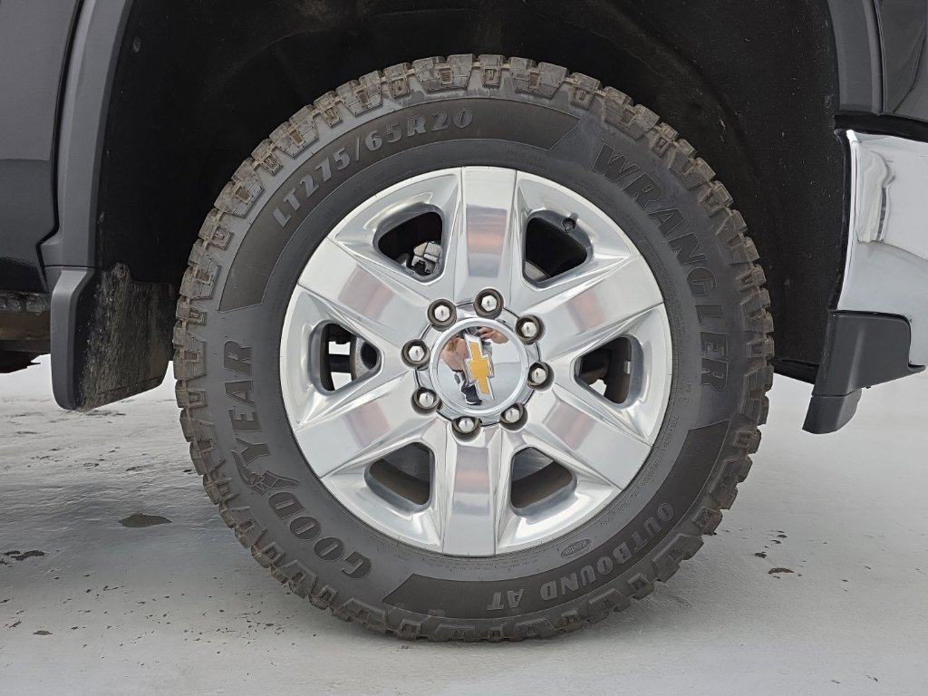 Used 2022 Chevrolet Silverado 3500 LTZ w/ LTZ Premium Package AWD/4WD image 19