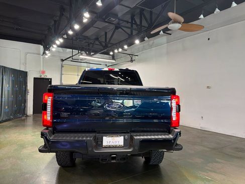 Used 2024 Ford F250 Lariat w/ Lariat Ultimate Package AWD/4WD image 7