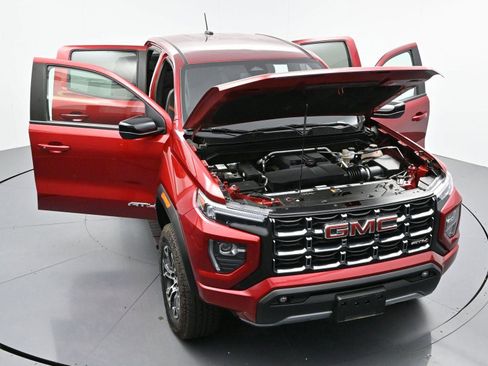 Used 2024 GMC Canyon AT4 w/ Canyon Safety Plus Package AWD/4WD image 37