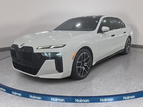 Certified 2023 BMW 740i RWD image 1