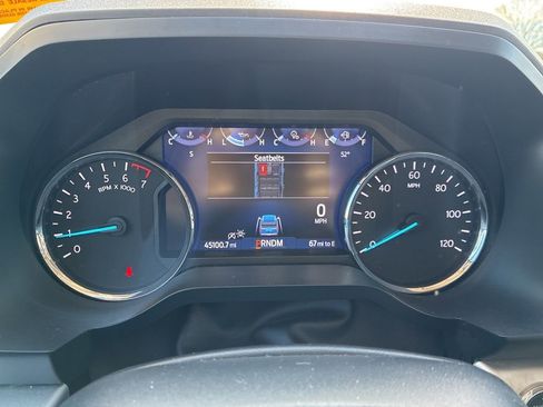 Used 2023 Ford Expedition XLT image 26