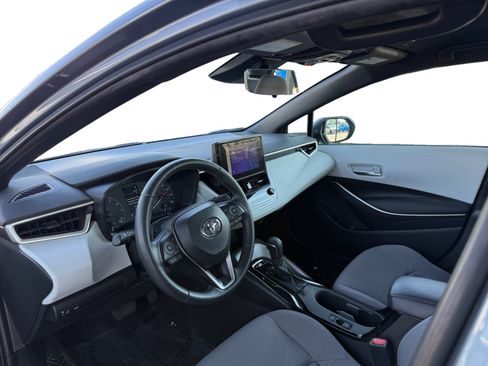 Used 2025 Toyota Corolla SE FWD image 9