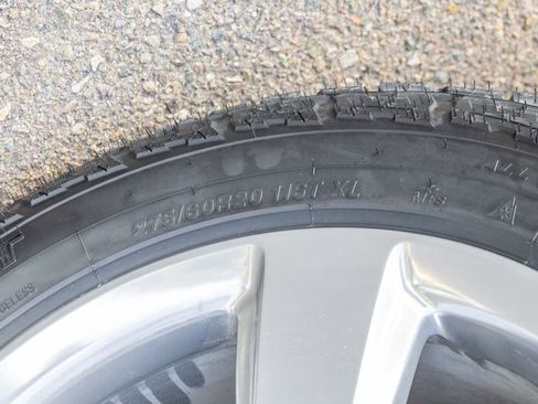 Used 2017 Chevrolet Tahoe Premier image 9