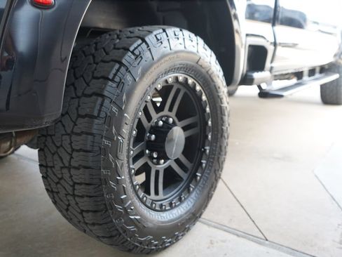 Used 2024 Ford F250 Lariat w/ Lariat Ultimate Package AWD/4WD image 9