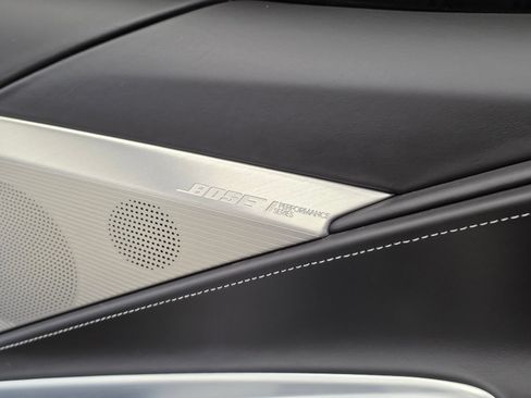 Used 2022 Chevrolet Corvette Stingray Premium Cpe w/ Z51 Performance Package RWD image 18