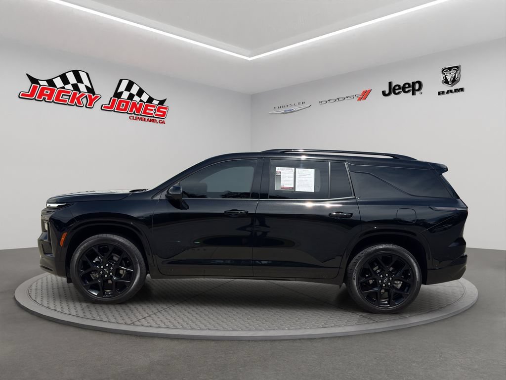 Used 2024 Chevrolet Traverse RS w/ LPO, Floor Liner Package AWD/4WD image 2