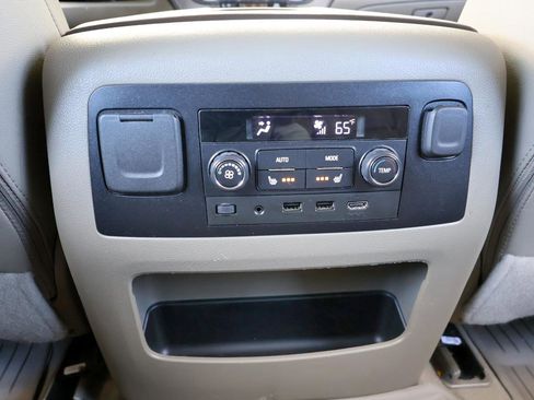 Used 2020 Chevrolet Tahoe LT RWD image 46