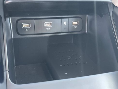 Used 2023 Kia Sorento EX w/ Panoramic Sunroof Package FWD image 32