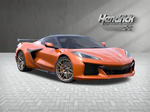 Used 2023 Chevrolet Corvette Z06 w/ Stealth Interior Trim Package RWD image 9