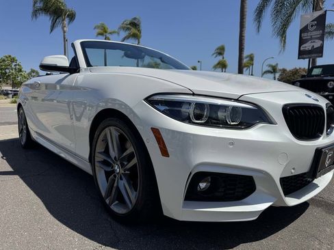 Used 2018 BMW 230i Convertible w/ M Sport Package RWD image 11
