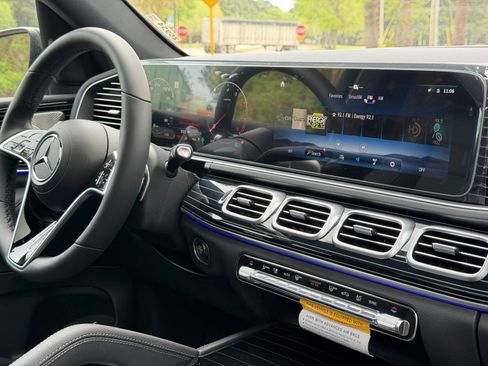 New 2026 Mercedes-Benz GLE 450 4MATIC image 20