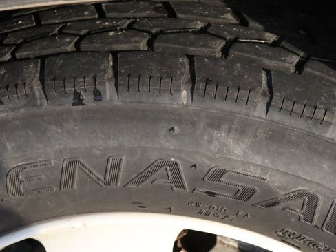 Used 2023 Chevrolet Low Cab Forward 5500XD image 43