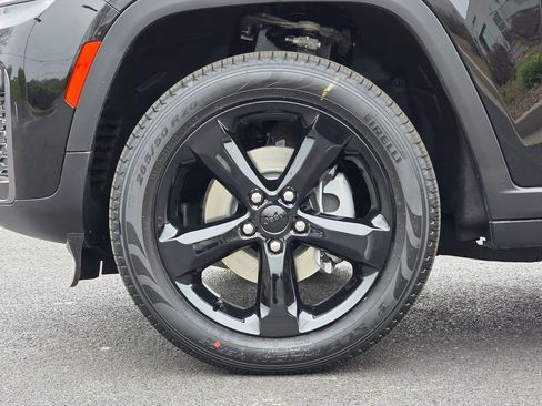 New 2026 Jeep Grand Cherokee Limited image 9