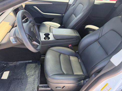 Used 2023 Tesla Model Y Long Range AWD/4WD image 7