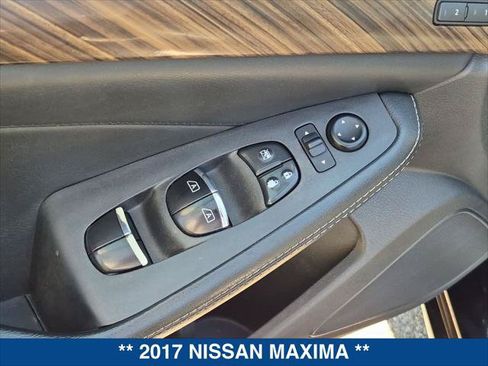 Used 2017 Nissan Maxima Platinum w/ Medallion Package FWD image 11