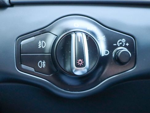 Used 2013 Audi A4 2.0T Premium image 30