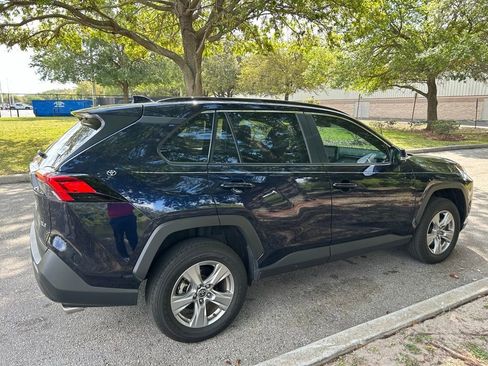 Used 2023 Toyota RAV4 XLE w/ Convenience Package image 5