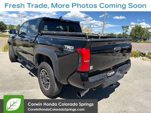 Used 2025 Toyota Tacoma TRD Off-Road w/ TRD Off Road Premium Package AWD/4WD image 5