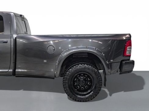 Used 2024 RAM 3500 Tradesman w/ Chrome Appearance Group image 11