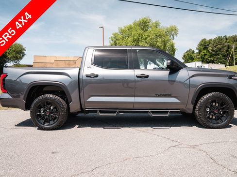 Used 2023 Toyota Tundra SR5 AWD/4WD image 9
