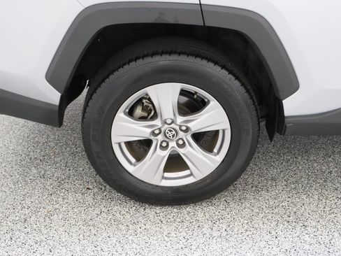 Used 2025 Toyota RAV4 XLE FWD image 6