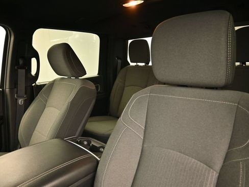Used 2024 RAM 2500 Big Horn w/ Night Edition AWD/4WD image 12