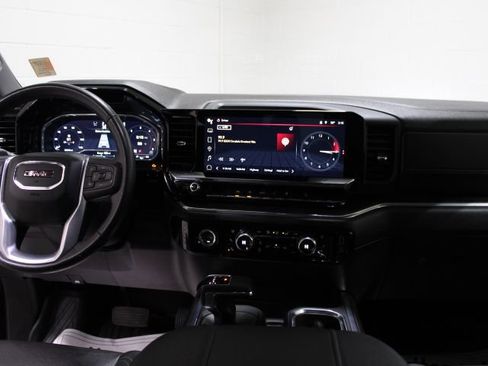 Used 2023 GMC Sierra 1500 SLT w/ SLT Premium Package image 31