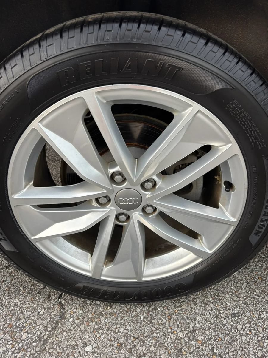Used 2017 Audi Q3 2.0T Premium w/ Convenience Package FWD image 25