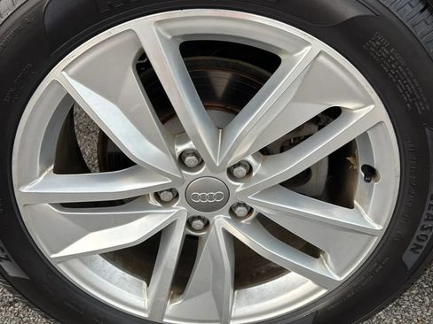 Used 2017 Audi Q3 2.0T Premium w/ Convenience Package FWD image 25