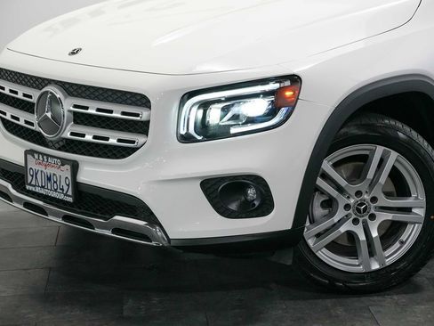 Used 2022 Mercedes-Benz GLB 250 4MATIC image 10