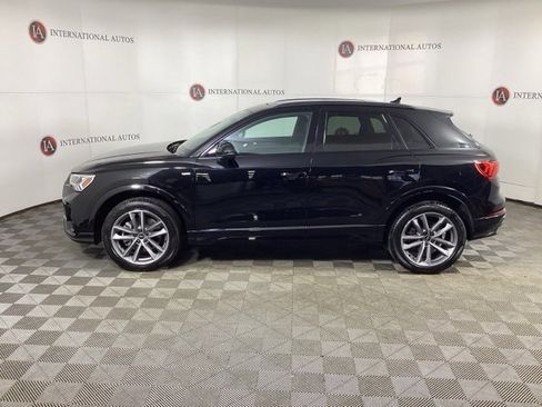 Certified 2025 Audi Q3 2.0T Premium w/ Convenience Package image 8