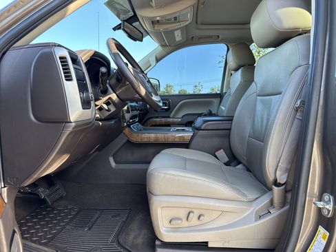 Used 2015 GMC Sierra 1500 SLT w/ SLT Crew Cab Value Package RWD image 15