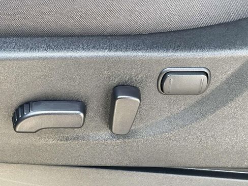 New 2026 Nissan Frontier SV w/ SV Convenience Package image 14